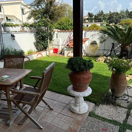 Anna House Apartment Фиумичино Екстериор снимка