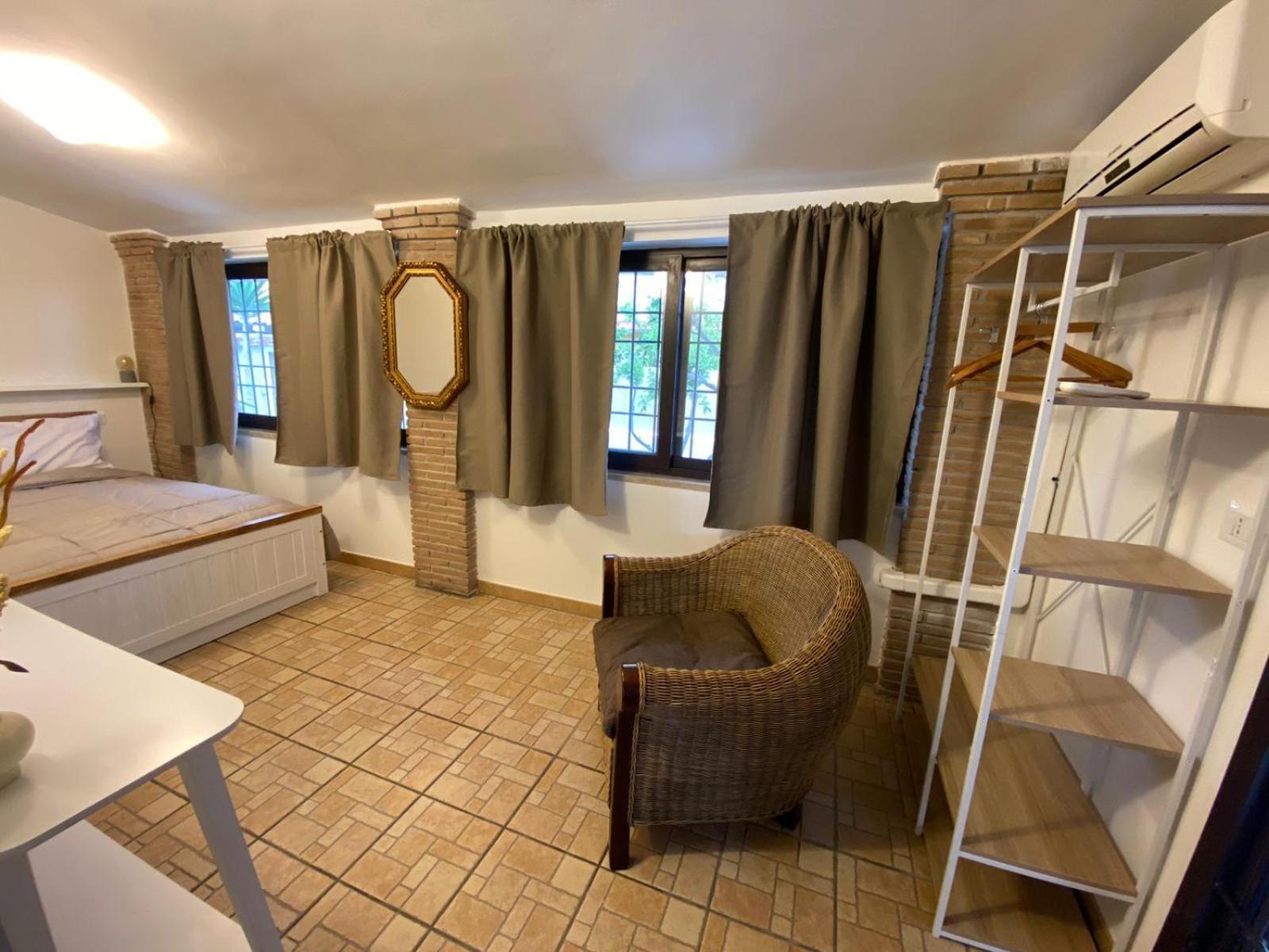 Anna House Apartment Фиумичино Екстериор снимка