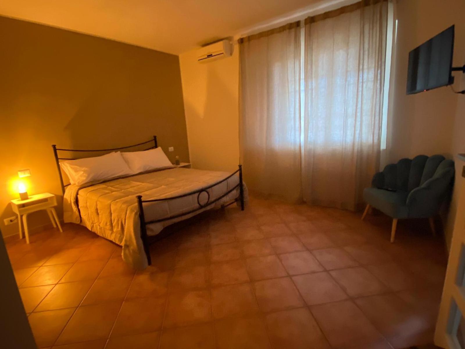 Anna House Apartment Фиумичино Екстериор снимка