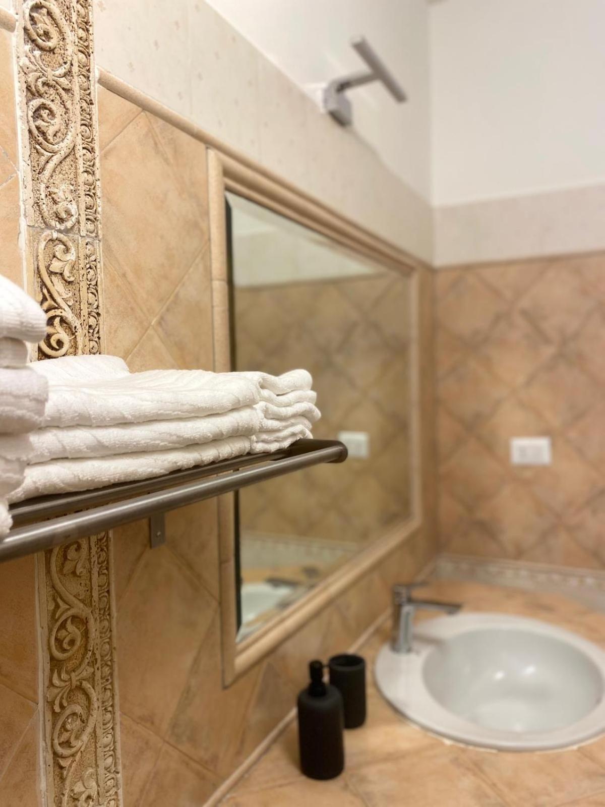 Anna House Apartment Фиумичино Екстериор снимка