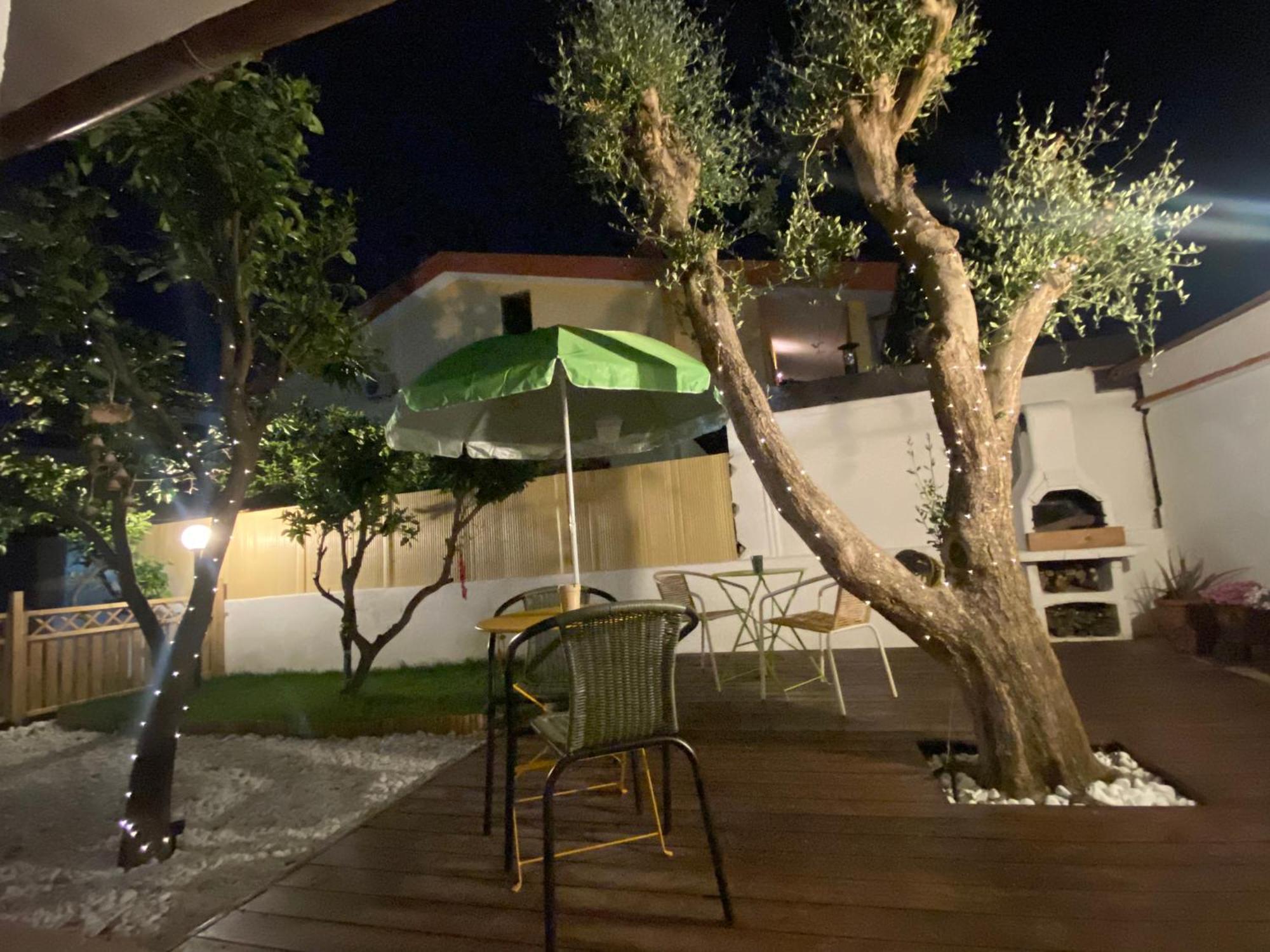Anna House Apartment Фиумичино Екстериор снимка