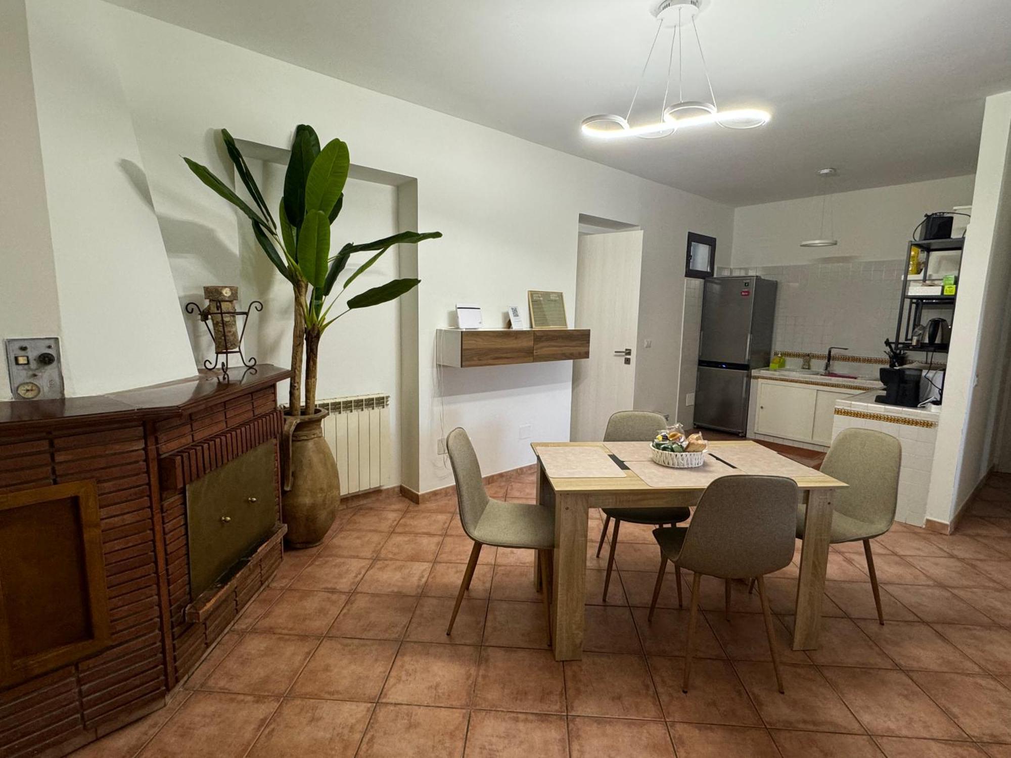 Anna House Apartment Фиумичино Екстериор снимка